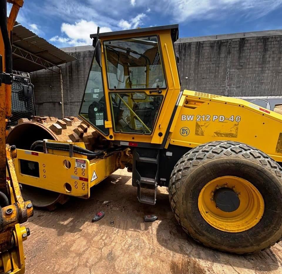 Rolo Compactador BOMAG BW212 | Tratorex – Tratores, Máquinas e Equipamentos