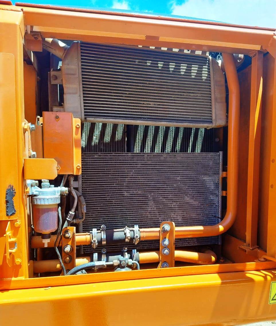 Escavadeira DOOSAN DX225 | Tratorex – Tratores, Máquinas e