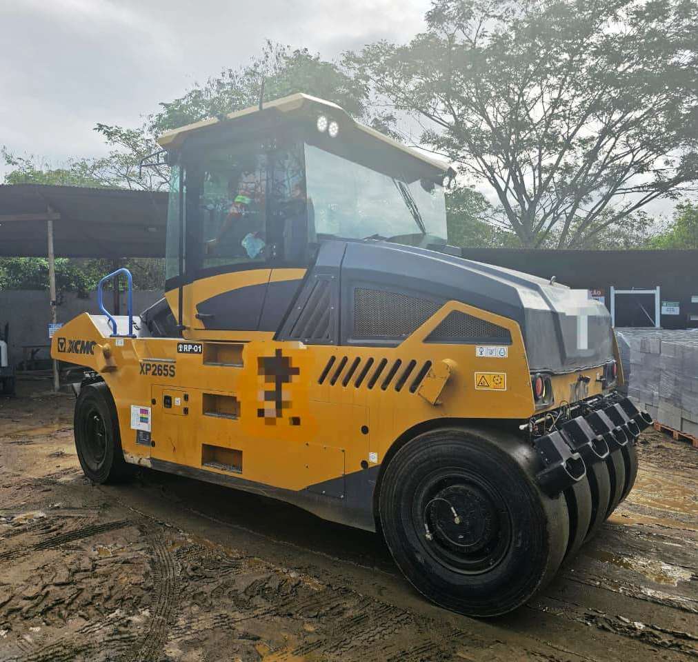 Rolo Compactador XCMG XP265 | Tratorex – Tratores, Máquinas e Equipamentos