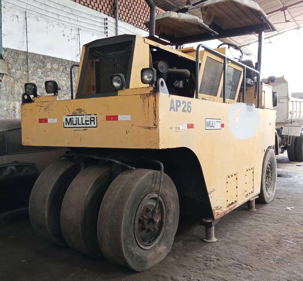 Rolo Compactador MULLER AP26 | Tratorex – Tratores, Máquinas e Equipamentos