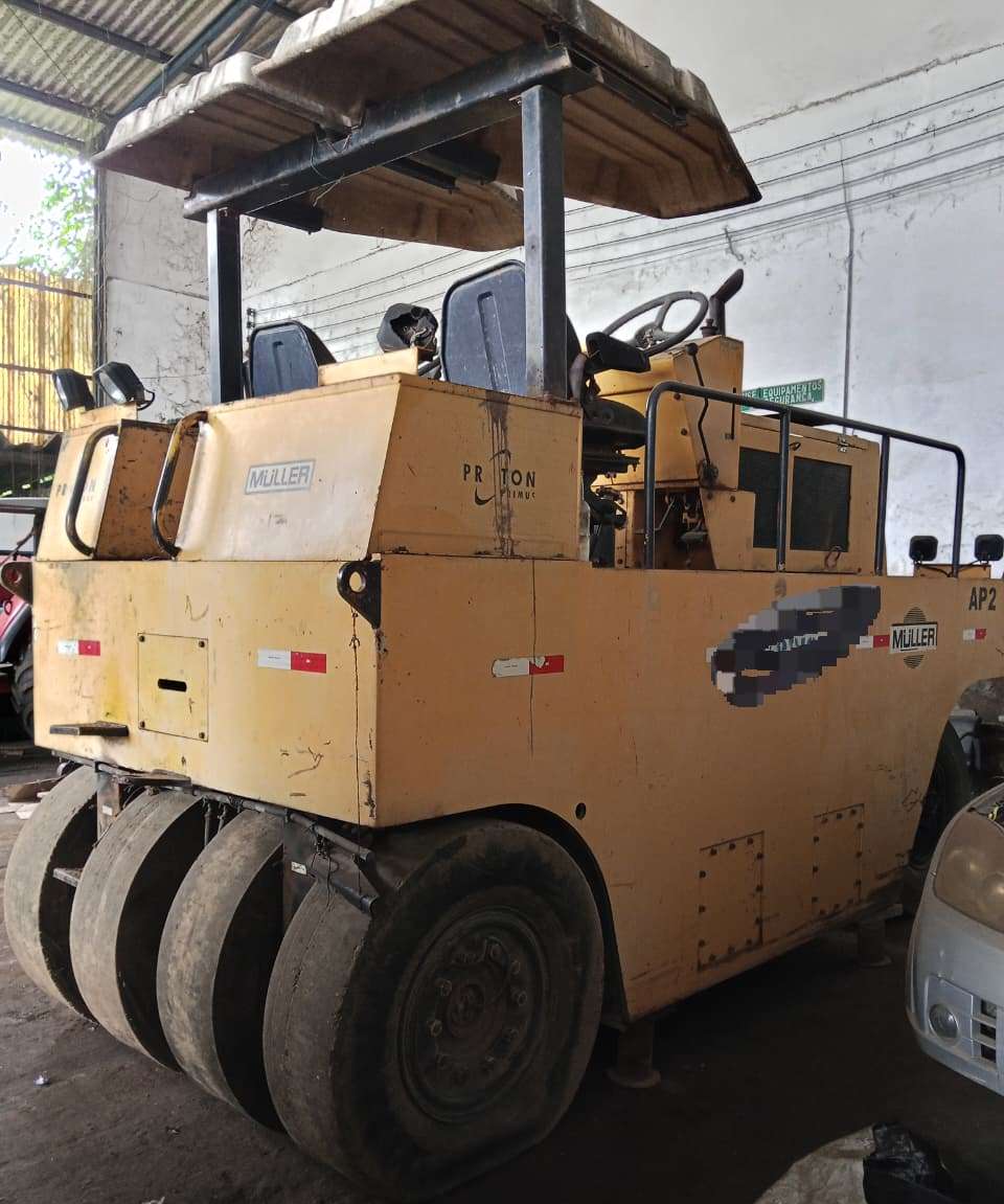 Rolo Compactador MULLER AP26 | Tratorex – Tratores, Máquinas e Equipamentos