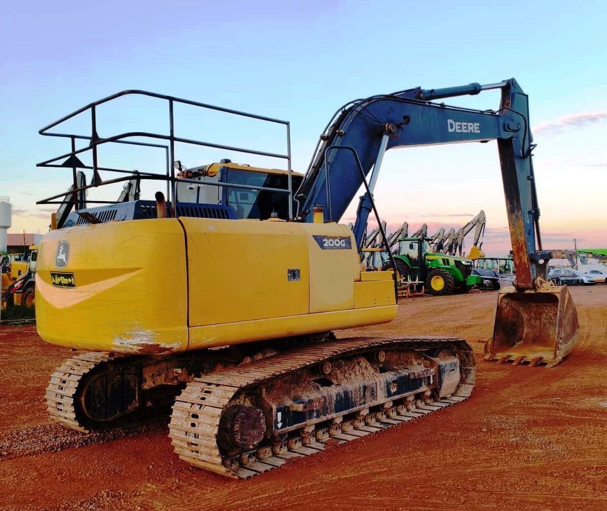Escavadeira&nbsp;JOHN DEERE&nbsp;200G - 26G314