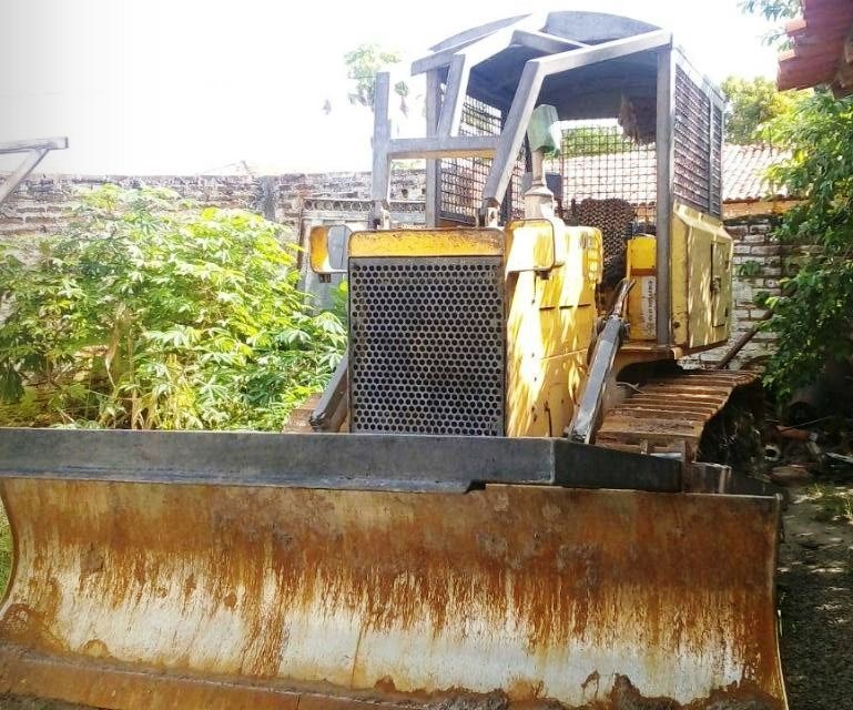 Trator Esteira&nbsp;NEW HOLLAND&nbsp;7D - 26G401
