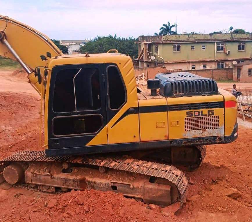 Escavadeira&nbsp;SDLG&nbsp;LG6210E - 26H211
