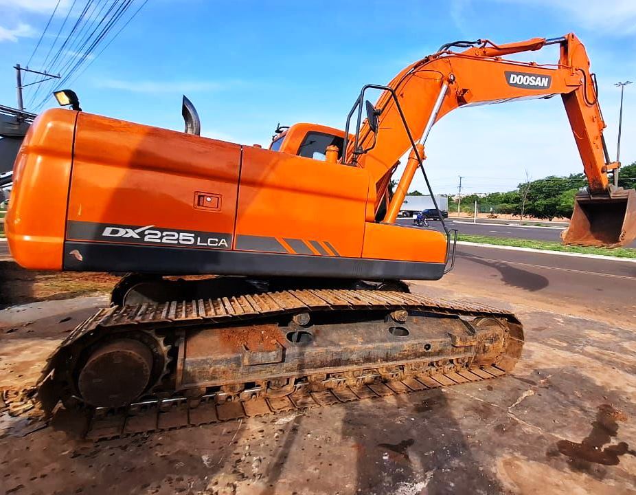 Escavadeira&nbsp;DOOSAN&nbsp;DX225 - 26H301