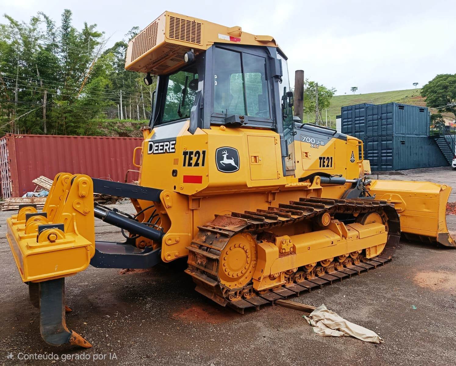 Trator Esteira&nbsp;JOHN DEERE&nbsp;700J - 26H404