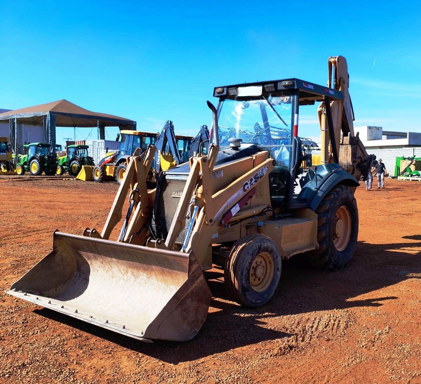 Retro Escavadeira&nbsp;CASE&nbsp;580M - 26J408