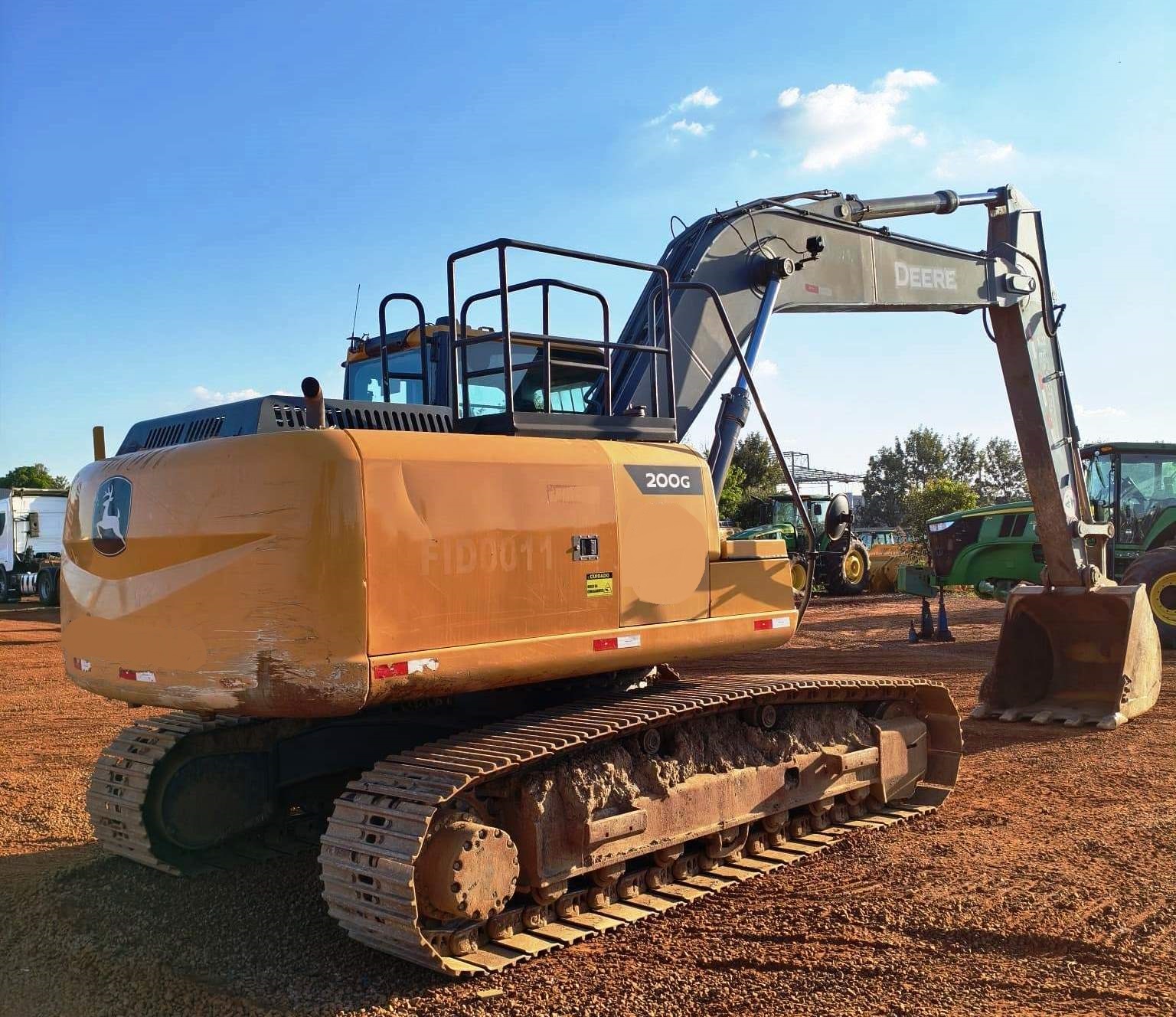 Escavadeira&nbsp;JOHN DEERE&nbsp;200G - 26J411