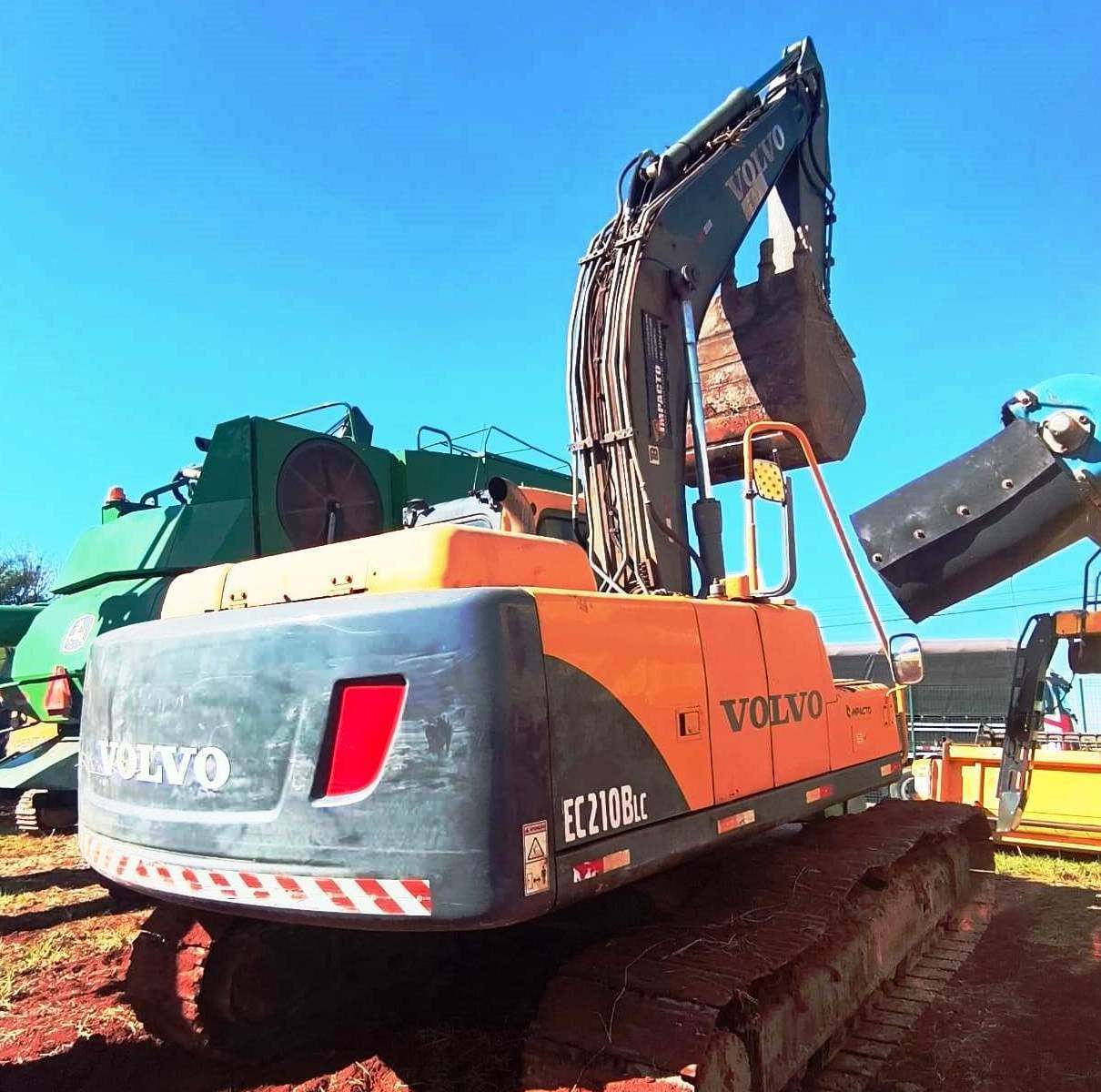 Escavadeira&nbsp;VOLVO&nbsp;EC210 - 26J413