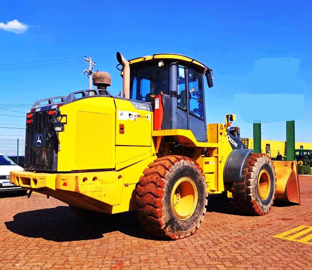 Carregadeira Pneu&nbsp;JOHN DEERE&nbsp;624K - 26J414