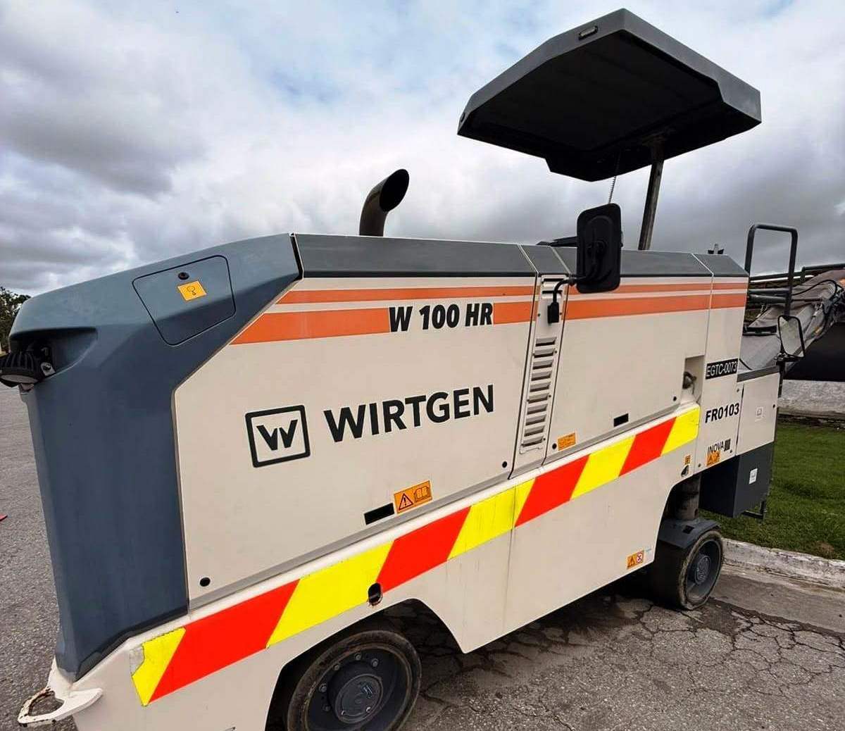 Fresadora&nbsp;WIRTGEN&nbsp;W100HR - 26K105